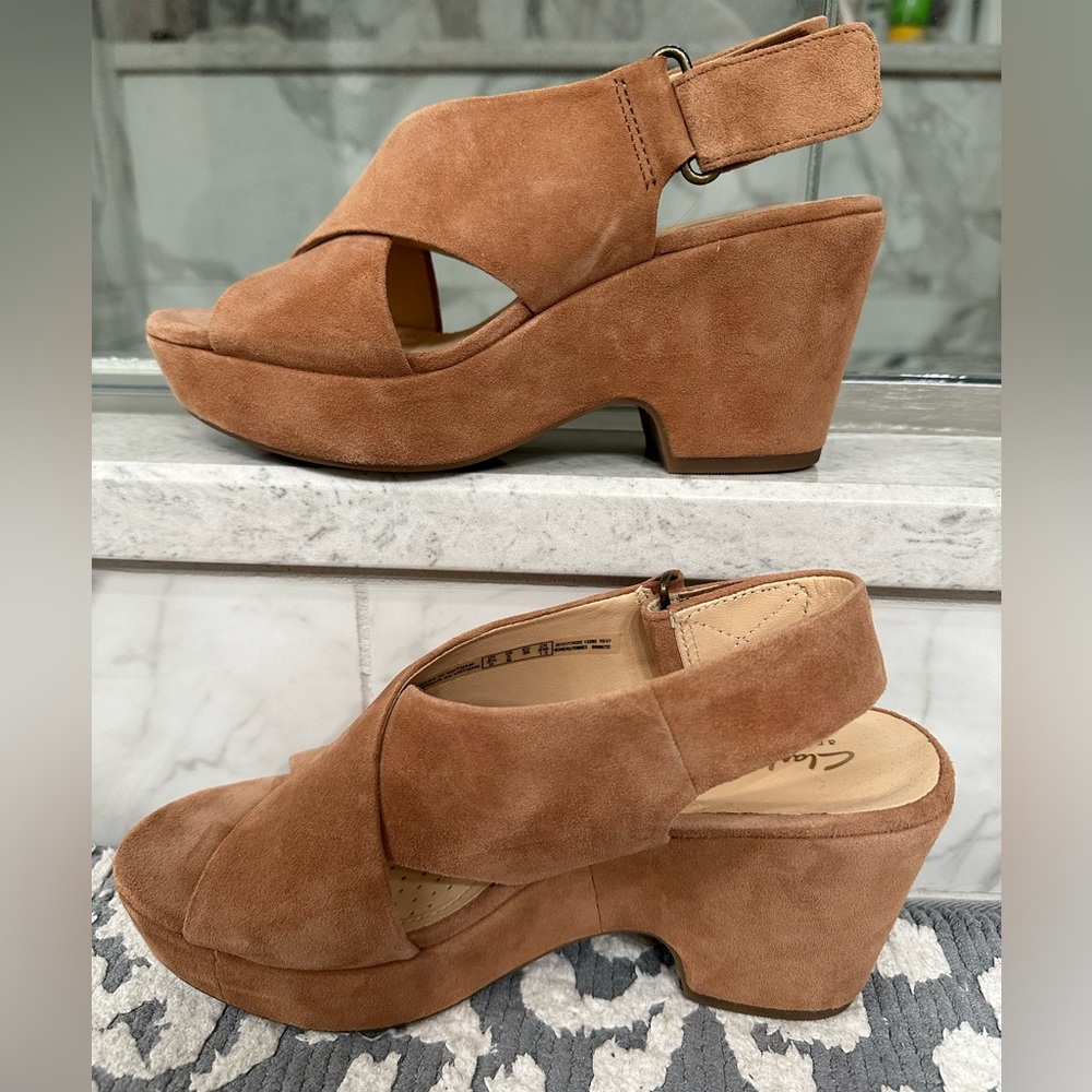 Clarks Tan Suede Wedge Sandals Size 5